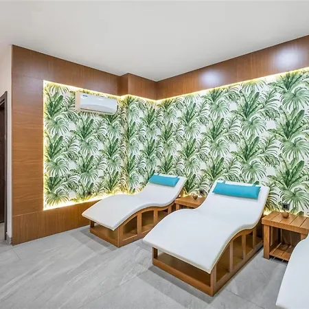 0011 Exodus Park 1 1 In Oba, Alanya, Shuttle And Full Facilities